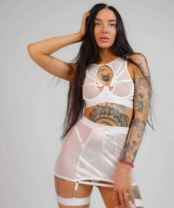 Анкета проститутки Камилла - город Канев, 23 года, №694